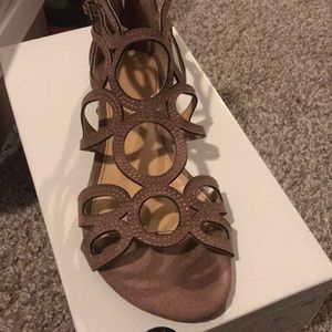 LC Lauren Conrad taupe sandals